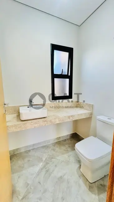Casa de Condomínio com 3 quartos à venda, 225m2 em Cajuru do Sul, Sorocaba - SP - imagem 2 Foto 2 de Casa de Condomínio com 3 quartos à venda, 225m2 em Cajuru do Sul, Sorocaba - SP