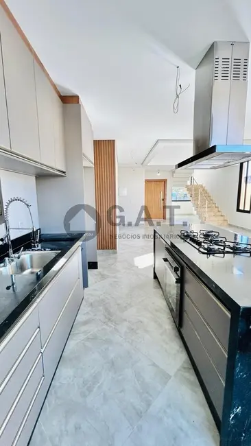 Casa de Condomínio com 3 quartos à venda, 225m2 em Cajuru do Sul, Sorocaba - SP - imagem 9 Foto 9 de Casa de Condomínio com 3 quartos à venda, 225m2 em Cajuru do Sul, Sorocaba - SP