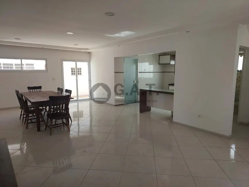 Foto 8 de Casa com 3 quartos para alugar, 280m2 em Jardim Astro, Sorocaba - SP