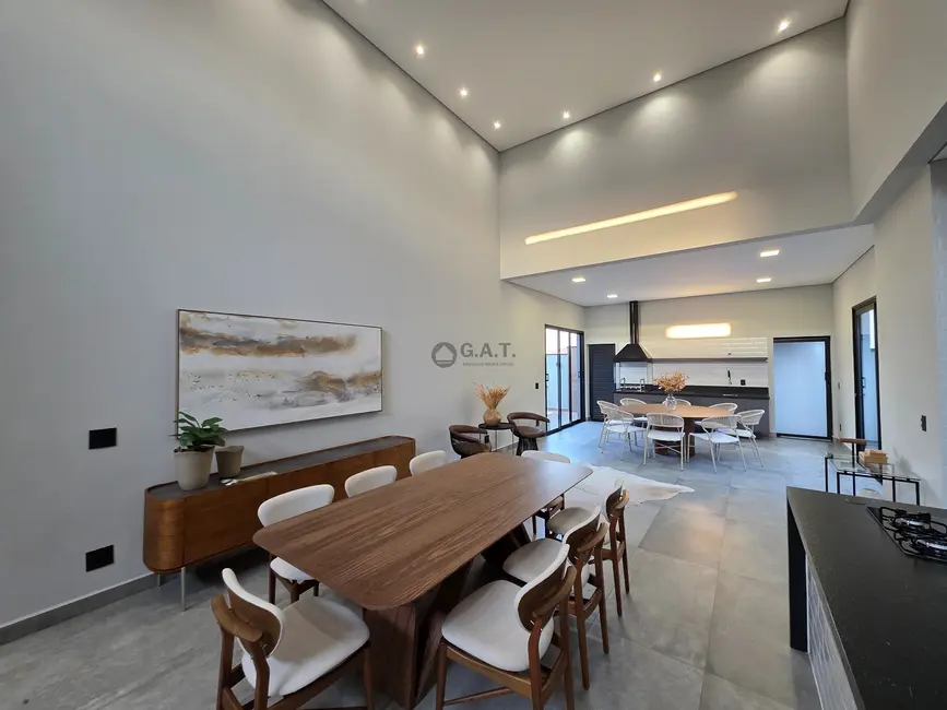 Casa de Condomínio com 3 quartos à venda, 212m2 em Jardim Residencial Chácara Ondina, Sorocaba - SP - imagem 7 Foto 7 de Casa de Condomínio com 3 quartos à venda, 212m2 em Jardim Residencial Chácara Ondina, Sorocaba - SP