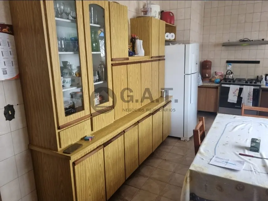 Casa com 3 quartos à venda, 383m2 em Jardim Europa, Sorocaba - SP - imagem 9 Foto 9 de Casa com 3 quartos à venda, 383m2 em Jardim Europa, Sorocaba - SP