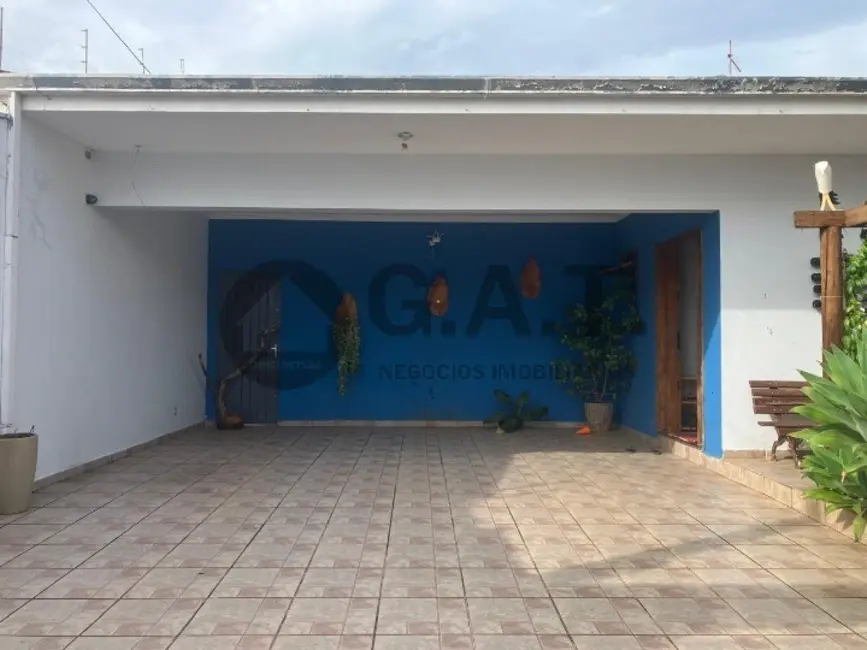 Foto 2 de Casa com 3 quartos à venda, 220m2 em Jardim Simus, Sorocaba - SP