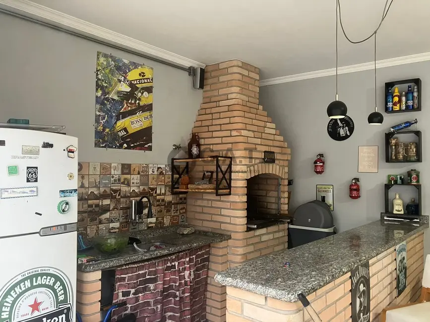 Casa com 3 quartos à venda, 220m2 em Jardim Simus, Sorocaba - SP - imagem 9 Foto 9 de Casa com 3 quartos à venda, 220m2 em Jardim Simus, Sorocaba - SP
