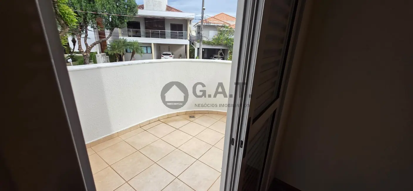 Casa de Condomínio com 3 quartos à venda, 345m2 em Jardim Residencial Tivoli Park, Sorocaba - SP - imagem 8 Foto 8 de Casa de Condomínio com 3 quartos à venda, 345m2 em Jardim Residencial Tivoli Park, Sorocaba - SP