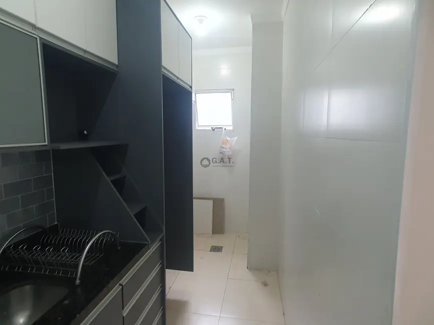 Foto 8 de Apartamento com 2 quartos para alugar, 52m2 em Jardim Simus, Sorocaba - SP