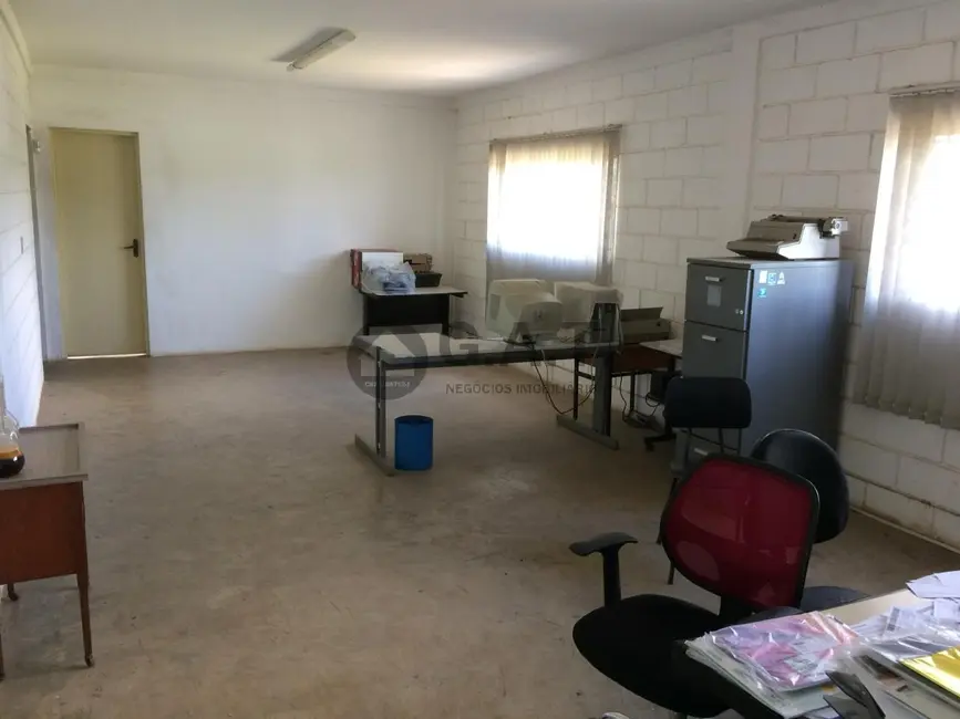 Foto 9 de Armazém / Galpão para alugar, 1000m2 em Piedade - SP