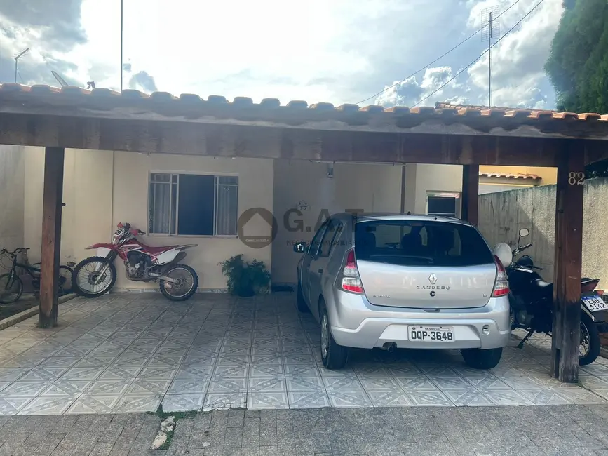 Casa de Condomínio com 3 quartos à venda, 129m2 em Vila Barcelona, Sorocaba - SP - imagem 3 Foto 3 de Casa de Condomínio com 3 quartos à venda, 129m2 em Vila Barcelona, Sorocaba - SP