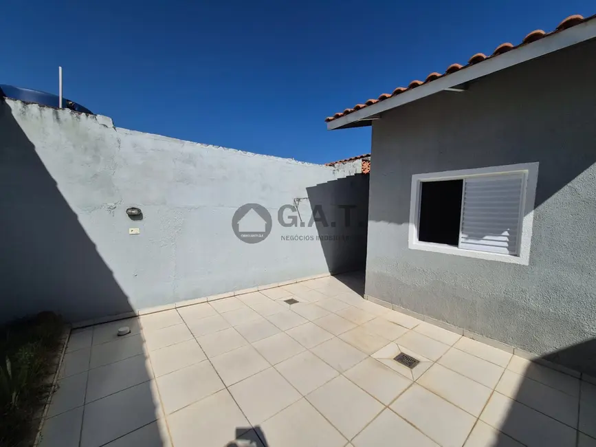 Casa de Condomínio com 2 quartos para alugar, 50m2 em Jardim Novo Horizonte, Sorocaba - SP - imagem 6 Foto 6 de Casa de Condomínio com 2 quartos para alugar, 50m2 em Jardim Novo Horizonte, Sorocaba - SP