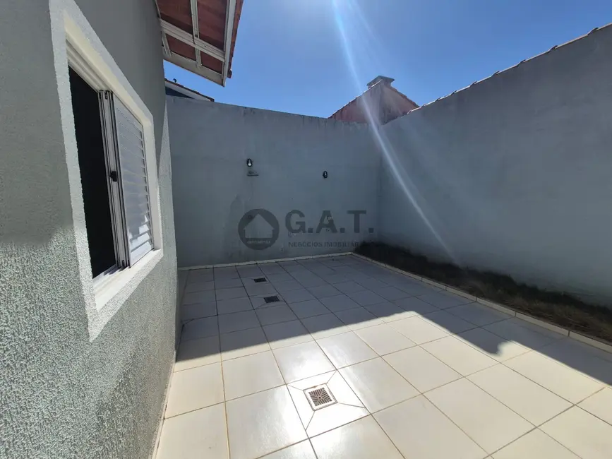 Casa de Condomínio com 2 quartos para alugar, 50m2 em Jardim Novo Horizonte, Sorocaba - SP - imagem 4 Foto 4 de Casa de Condomínio com 2 quartos para alugar, 50m2 em Jardim Novo Horizonte, Sorocaba - SP
