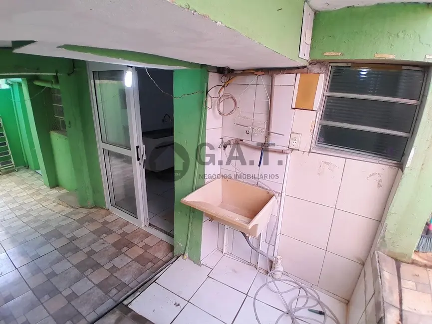 Casa com 1 quarto para alugar, 40m2 em Vila Haro, Sorocaba - SP - imagem 3 Foto 3 de Casa com 1 quarto para alugar, 40m2 em Vila Haro, Sorocaba - SP