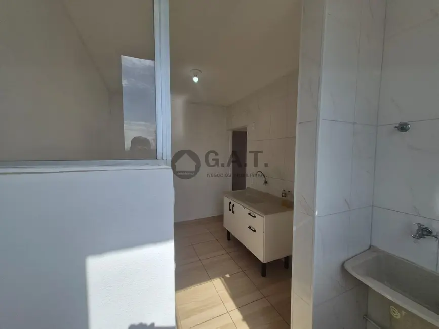 Foto 8 de Apartamento com 2 quartos para alugar, 47m2 em Jardim Ana Maria, Sorocaba - SP