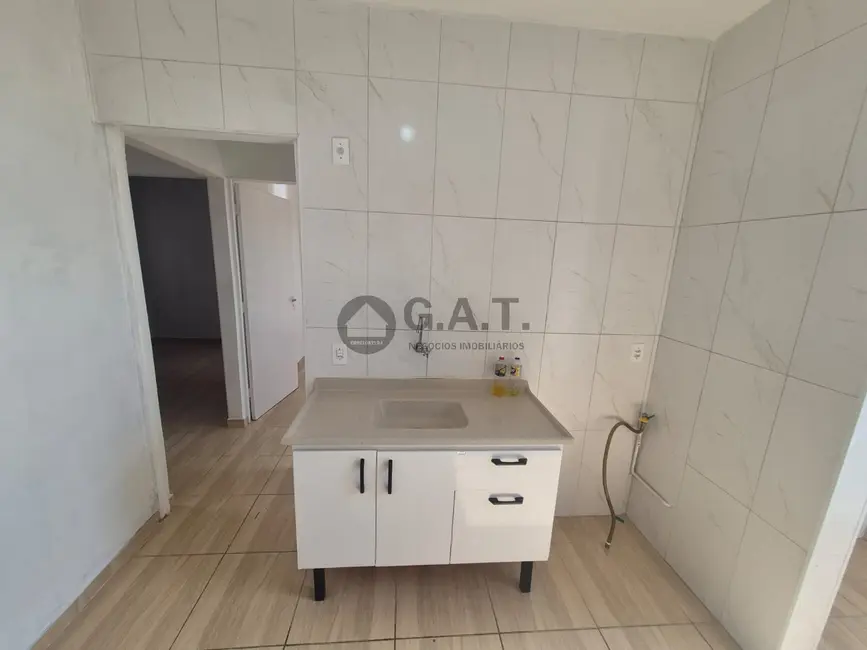 Foto 3 de Apartamento com 2 quartos para alugar, 47m2 em Jardim Ana Maria, Sorocaba - SP