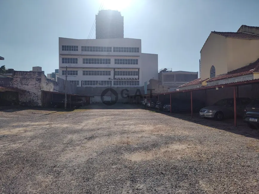 Foto 3 de Terreno / Lote à venda, 1645m2 em Vila Leão, Sorocaba - SP