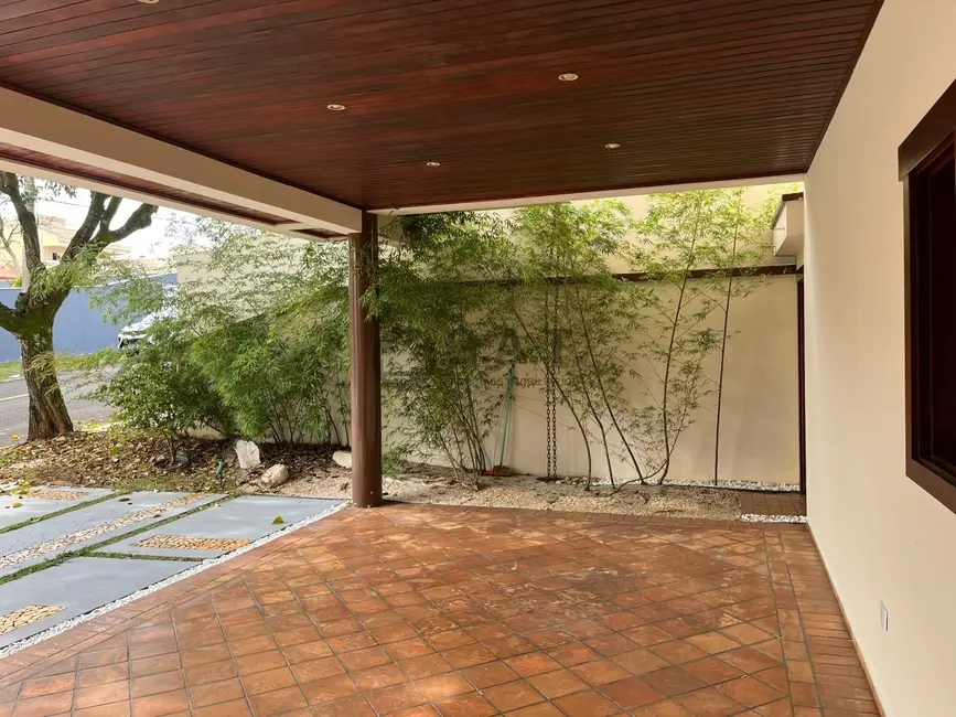 Casa de Condomínio com 4 quartos para alugar, 900m2 em Aparecidinha, Sorocaba - SP - imagem 3 Foto 3 de Casa de Condomínio com 4 quartos para alugar, 900m2 em Aparecidinha, Sorocaba - SP