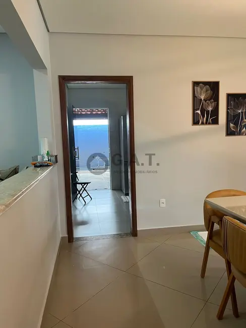 Chácara com 3 quartos para alugar, 750m2 em Aracoiaba Da Serra - SP - imagem 9 Foto 9 de Chácara com 3 quartos para alugar, 750m2 em Aracoiaba Da Serra - SP