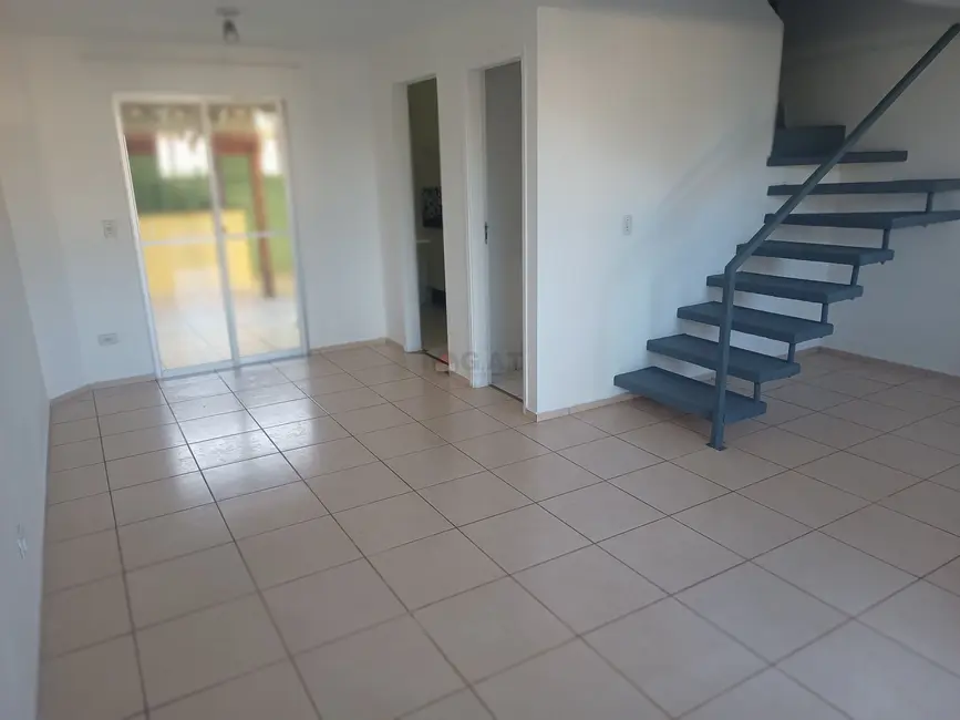 Foto 2 de Casa de Condomínio com 3 quartos à venda e para alugar, 97m2 em Jardim Vera Cruz, Sorocaba - SP