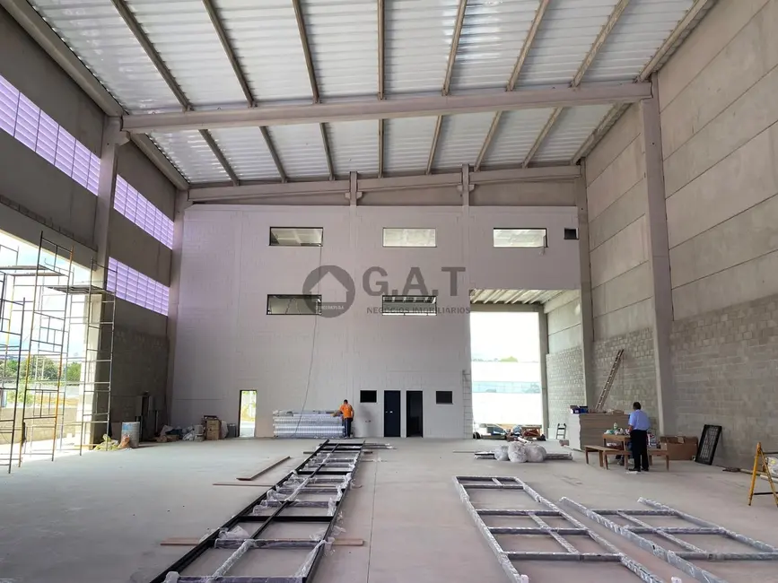 Armazém / Galpão para alugar, 1083m2 em Votorantim - SP - imagem 4 Foto 4 de Armazém / Galpão para alugar, 1083m2 em Votorantim - SP