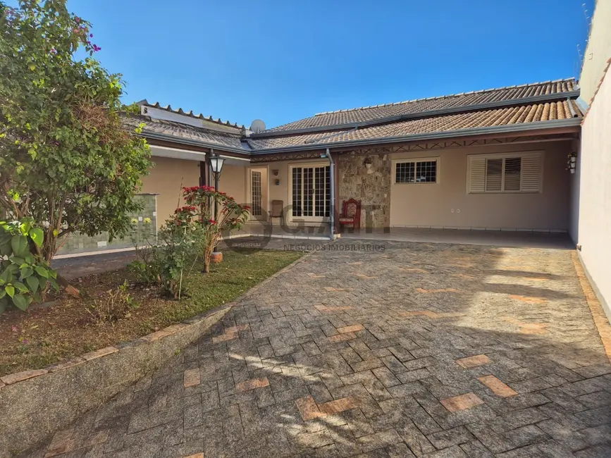 Foto 1 de Casa com 2 quartos à venda, 156m2 em Vila Olímpia, Sorocaba - SP