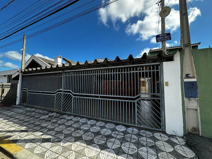 Foto 1 de Casa com 3 quartos para alugar, 180m2 em Jardim Guarujá, Sorocaba - SP
