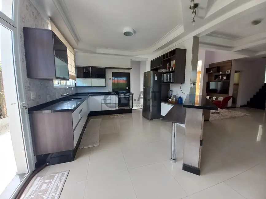 Foto 4 de Casa de Condomínio com 4 quartos à venda, 393m2 em Aracoiaba Da Serra - SP