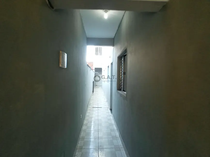 Foto 4 de Casa com 2 quartos para alugar, 50m2 em Jardim J S Carvalho, Sorocaba - SP
