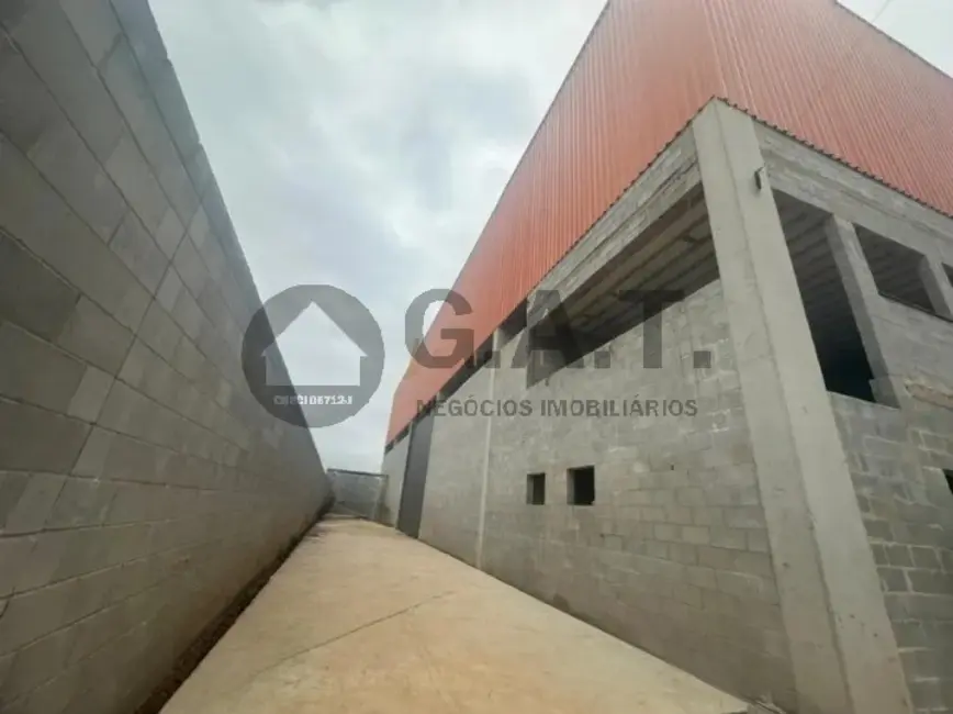 Foto 1 de Armazém / Galpão à venda, 680m2 em Sorocaba - SP