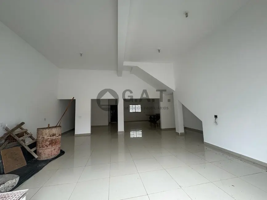 Foto 2 de Sala Comercial para alugar, 130m2 em Jardim Wanel Ville V, Sorocaba - SP