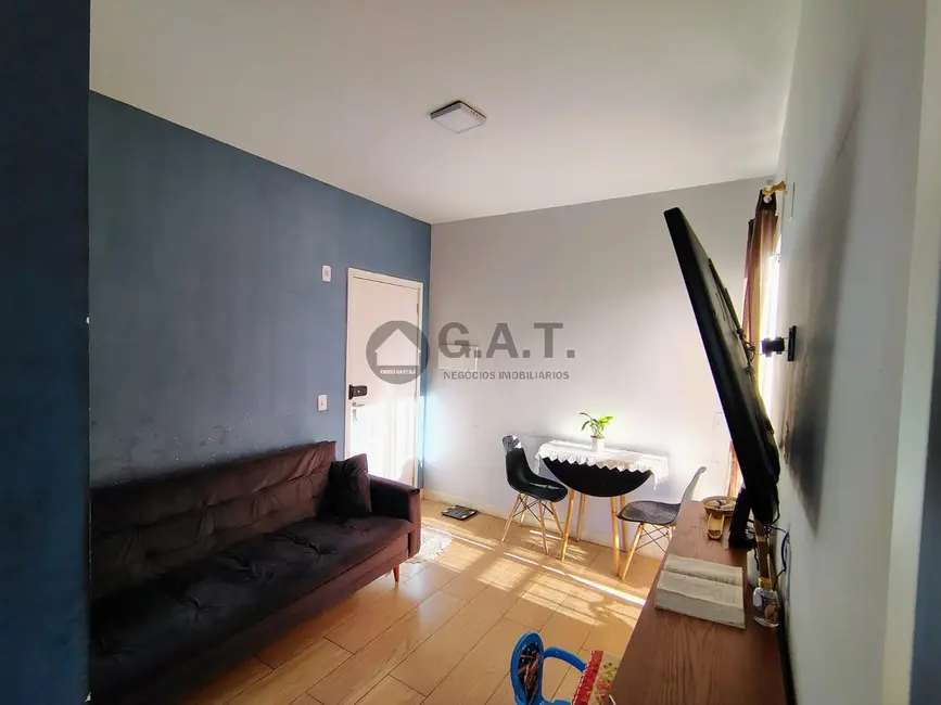 Foto 1 de Apartamento com 2 quartos para alugar, 50m2 em Jardim Betânia, Sorocaba - SP