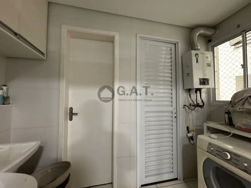Casa de Condomínio com 3 quartos à venda, 308m2 em Jardim Residencial Chácara Ondina, Sorocaba - SP - imagem 9 Foto 9 de Casa de Condomínio com 3 quartos à venda, 308m2 em Jardim Residencial Chácara Ondina, Sorocaba - SP