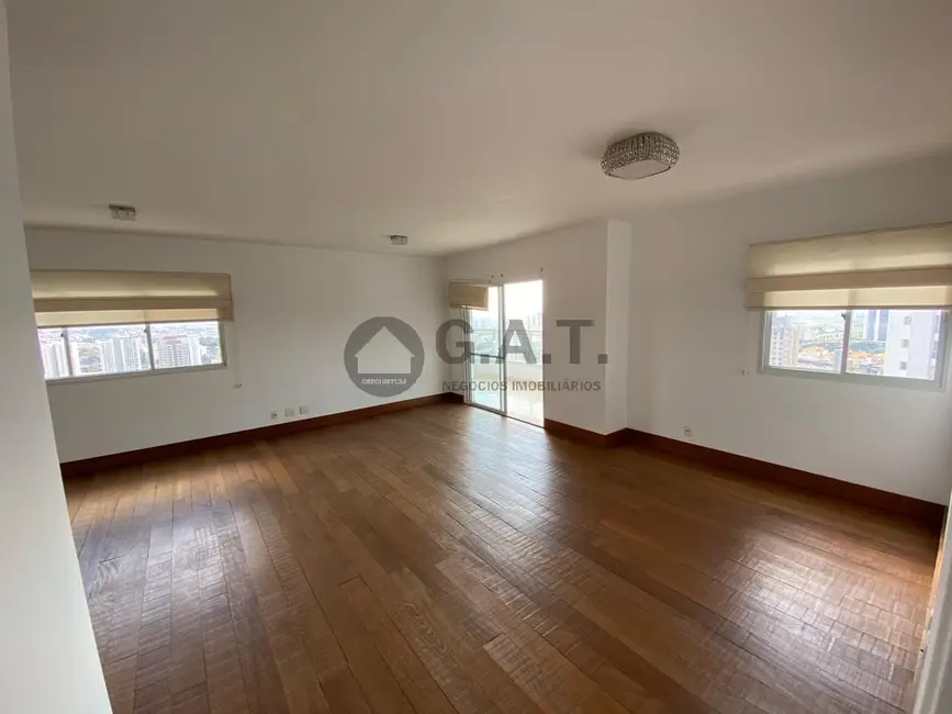 Apartamento com 3 quartos para alugar, 199m2 em Parque Campolim, Sorocaba - SP - imagem 4 Foto 4 de Apartamento com 3 quartos para alugar, 199m2 em Parque Campolim, Sorocaba - SP