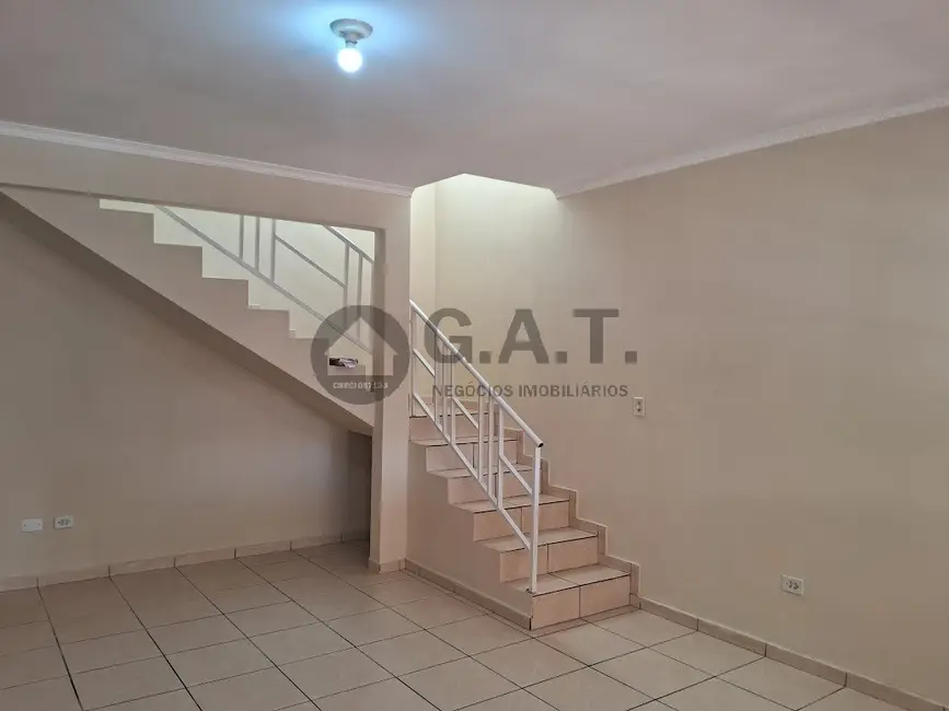 Casa com 3 quartos à venda, 125m2 em Parque São Bento, Sorocaba - SP - imagem 5 Foto 5 de Casa com 3 quartos à venda, 125m2 em Parque São Bento, Sorocaba - SP