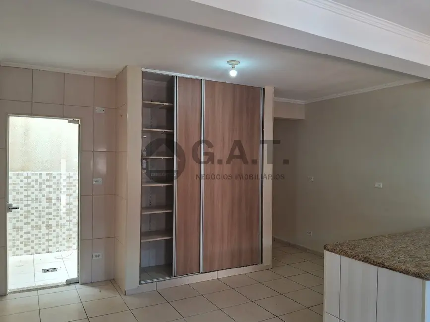 Casa com 3 quartos à venda, 125m2 em Parque São Bento, Sorocaba - SP - imagem 9 Foto 9 de Casa com 3 quartos à venda, 125m2 em Parque São Bento, Sorocaba - SP