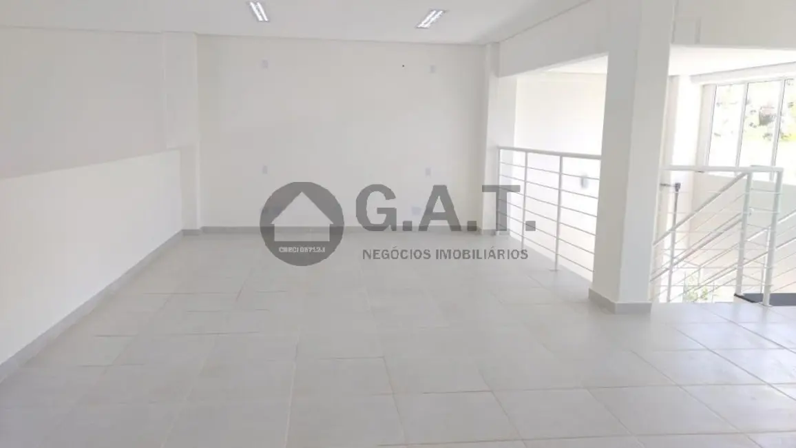 Sala Comercial com 1 quarto para alugar, 300m2 em Jardim Santa Fé, Sorocaba - SP - imagem 7 Foto 7 de Sala Comercial com 1 quarto para alugar, 300m2 em Jardim Santa Fé, Sorocaba - SP