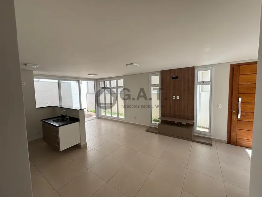 Foto 2 de Casa de Condomínio com 3 quartos para alugar, 130m2 em Jardim Pagliato, Sorocaba - SP