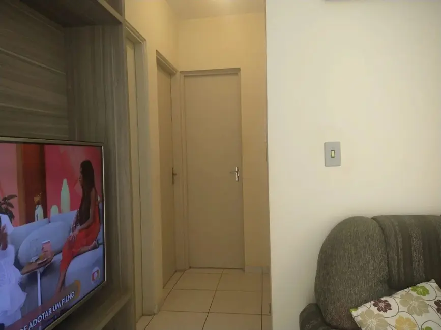 Foto 2 de Apartamento com 2 quartos à venda, 49m2 em Jardim Guadalajara, Sorocaba - SP