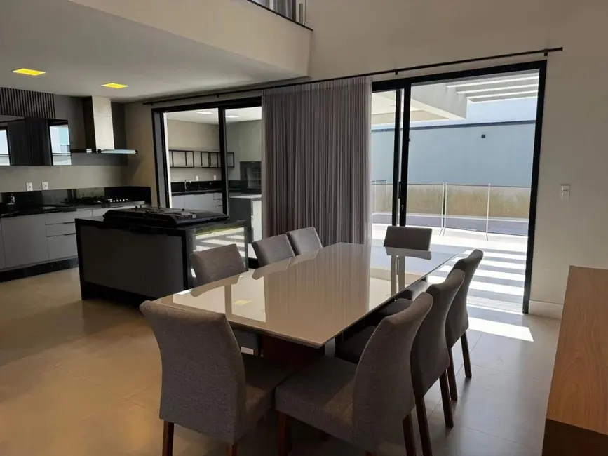 Foto 2 de Casa com 4 quartos à venda, 370m2 em Votorantim - SP