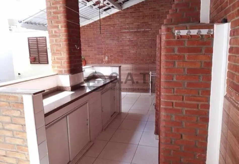 Casa com 3 quartos à venda, 176m2 em Jardim Embaixador, Sorocaba - SP - imagem 5 Foto 5 de Casa com 3 quartos à venda, 176m2 em Jardim Embaixador, Sorocaba - SP
