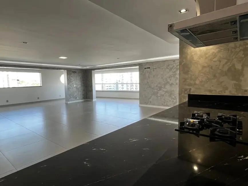 Apartamento com 4 quartos à venda, 330m2 em Jardim Judith, Sorocaba - SP - imagem 7 Foto 7 de Apartamento com 4 quartos à venda, 330m2 em Jardim Judith, Sorocaba - SP