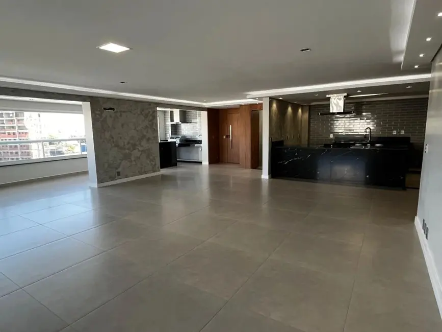 Apartamento com 4 quartos à venda, 330m2 em Jardim Judith, Sorocaba - SP - imagem 3 Foto 3 de Apartamento com 4 quartos à venda, 330m2 em Jardim Judith, Sorocaba - SP