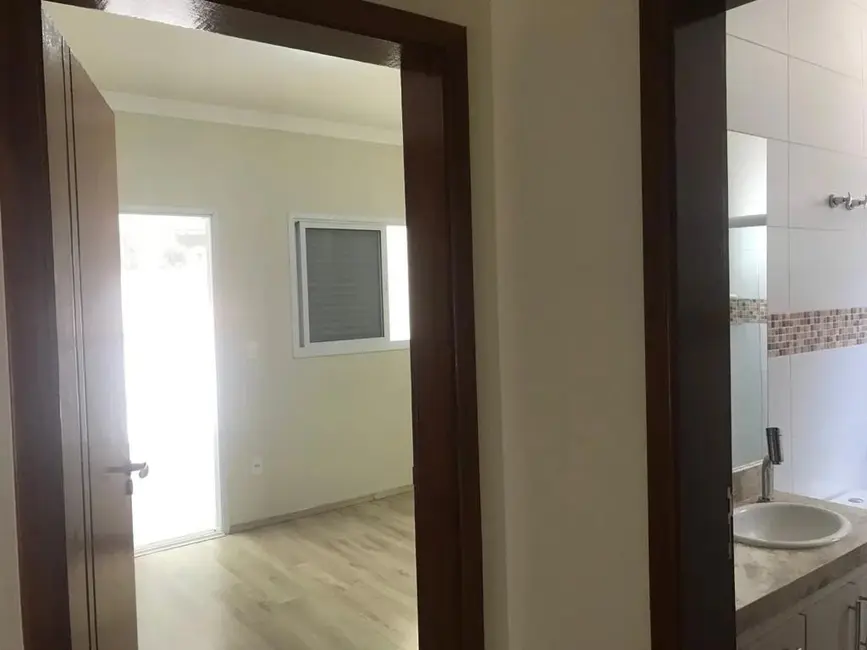 Foto 9 de Casa com 3 quartos à venda, 238m2 em Jardim Karolyne, Votorantim - SP