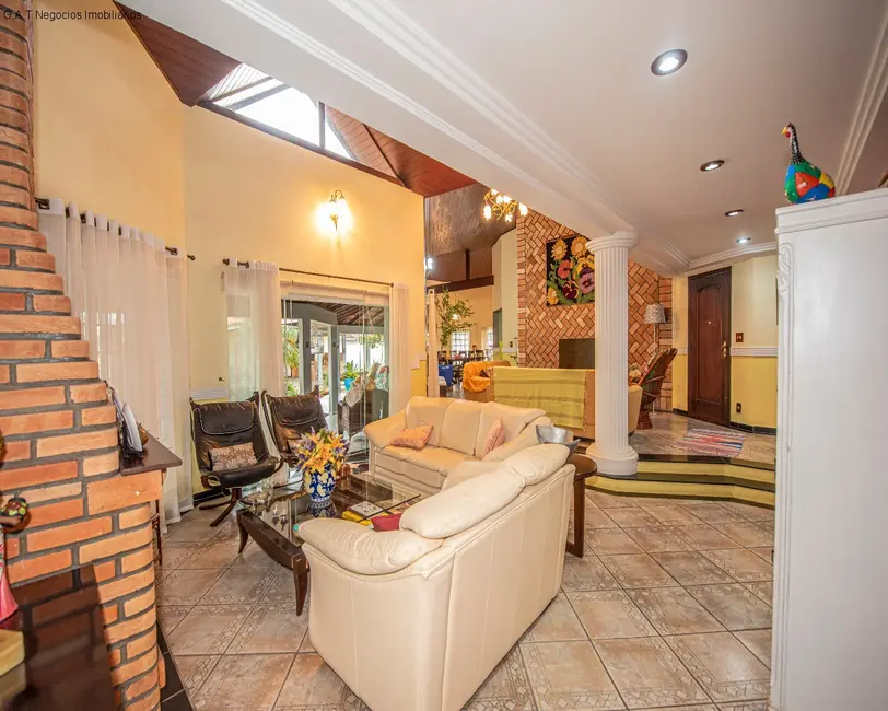 Casa de Condomínio com 3 quartos à venda, 622m2 em Alto da Boa Vista, Sorocaba - SP - imagem 4 Foto 4 de Casa de Condomínio com 3 quartos à venda, 622m2 em Alto da Boa Vista, Sorocaba - SP