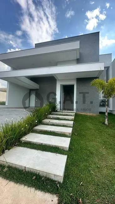 Foto 1 de Casa de Condomínio com 3 quartos para alugar, 153m2 em Cajuru do Sul, Sorocaba - SP