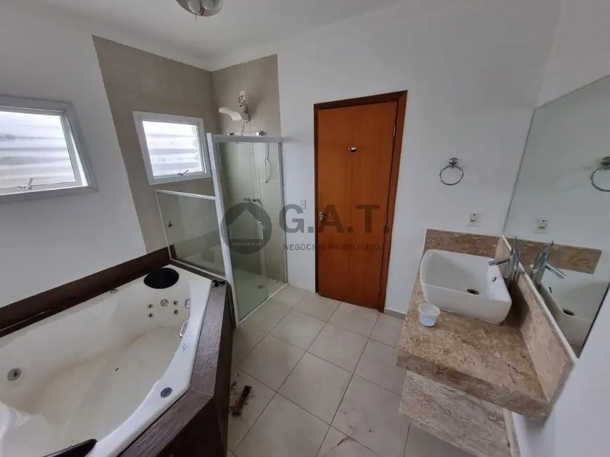 Foto 2 de Casa de Condomínio com 3 quartos para alugar, 250m2 em Residencial Villa do Bosque, Sorocaba - SP