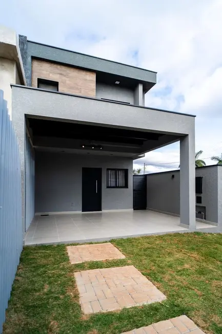 Casa de Condomínio com 3 quartos à venda, 114m2 em Chácaras Reunidas São Jorge, Sorocaba - SP - imagem 1 Foto 1 de Casa de Condomínio com 3 quartos à venda, 114m2 em Chácaras Reunidas São Jorge, Sorocaba - SP