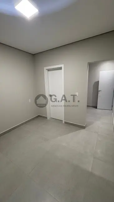 Casa de Condomínio com 3 quartos à venda, 131m2 em Wanel Ville, Sorocaba - SP - imagem 4 Foto 4 de Casa de Condomínio com 3 quartos à venda, 131m2 em Wanel Ville, Sorocaba - SP