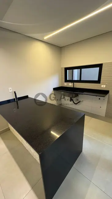 Casa de Condomínio com 3 quartos à venda, 131m2 em Wanel Ville, Sorocaba - SP - imagem 6 Foto 6 de Casa de Condomínio com 3 quartos à venda, 131m2 em Wanel Ville, Sorocaba - SP