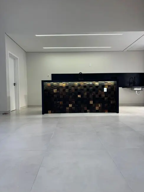 Casa de Condomínio com 3 quartos à venda, 140m2 em Wanel Ville, Sorocaba - SP - imagem 6 Foto 6 de Casa de Condomínio com 3 quartos à venda, 140m2 em Wanel Ville, Sorocaba - SP