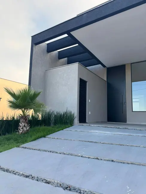Casa de Condomínio com 3 quartos à venda, 140m2 em Wanel Ville, Sorocaba - SP - imagem 3 Foto 3 de Casa de Condomínio com 3 quartos à venda, 140m2 em Wanel Ville, Sorocaba - SP
