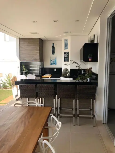 Casa de Condomínio com 3 quartos à venda, 278m2 em Aparecidinha, Sorocaba - SP - imagem 4 Foto 4 de Casa de Condomínio com 3 quartos à venda, 278m2 em Aparecidinha, Sorocaba - SP