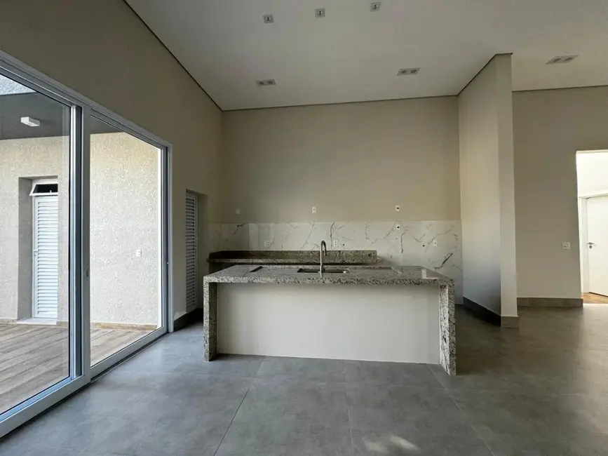 Casa de Condomínio com 3 quartos à venda, 210m2 em Jardim Residencial Giverny, Sorocaba - SP - imagem 3 Foto 3 de Casa de Condomínio com 3 quartos à venda, 210m2 em Jardim Residencial Giverny, Sorocaba - SP